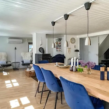 Holiday home In With Wifi *